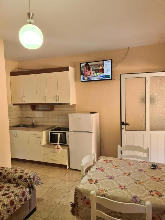 Martini Vacation Home Sarandë Exterior foto