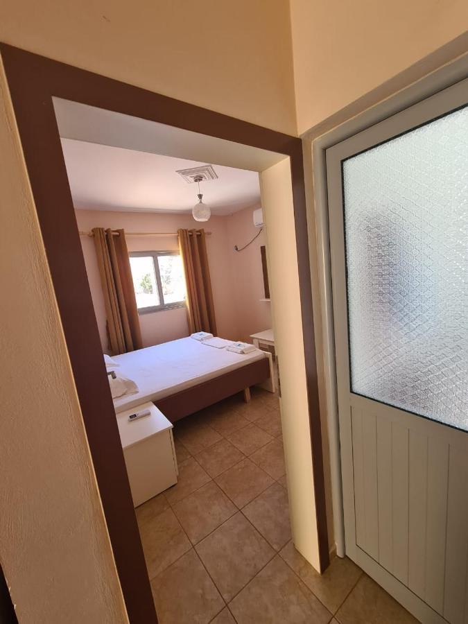 Martini Vacation Home Sarandë Exterior foto